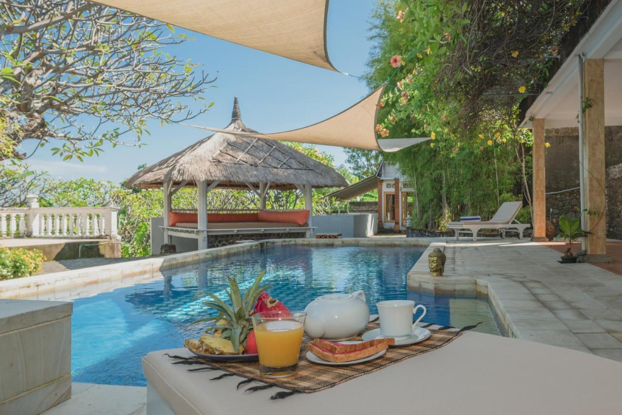 Villa Dinding Batu Singaraja Exterior foto
