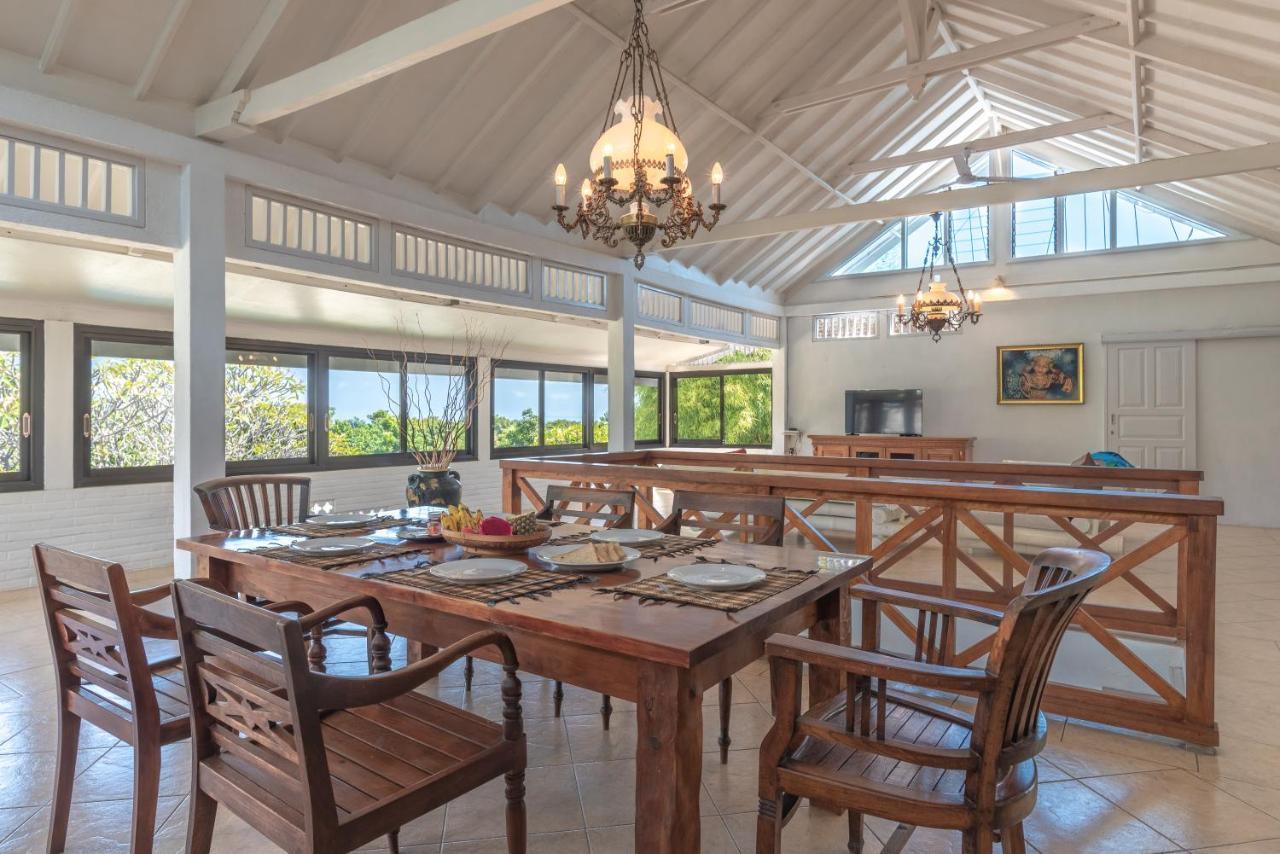 Villa Dinding Batu Singaraja Exterior foto