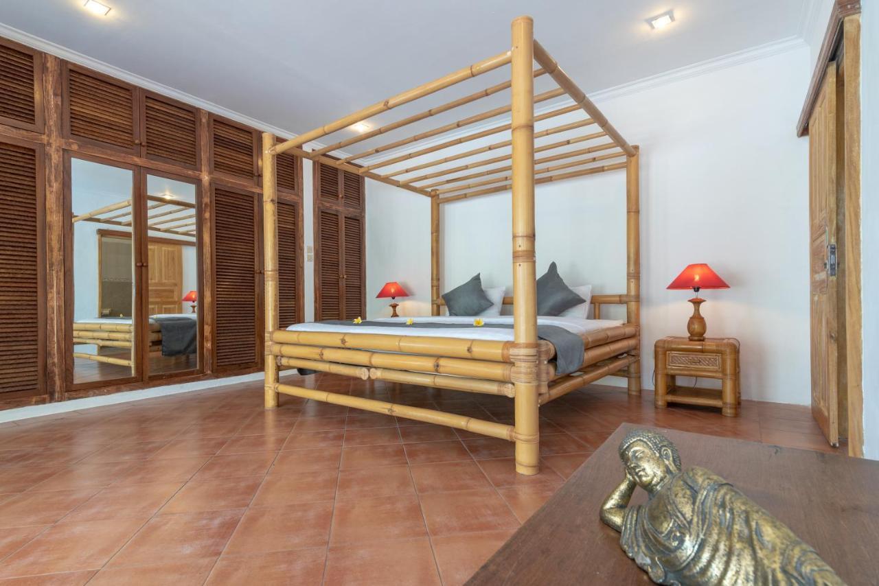 Villa Dinding Batu Singaraja Exterior foto