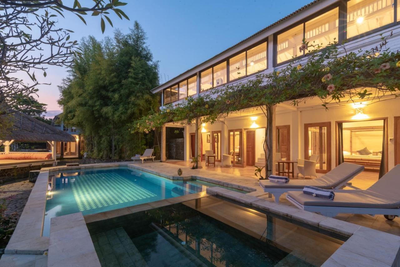 Villa Dinding Batu Singaraja Exterior foto